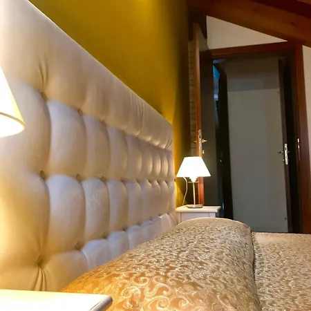 Bridges Nocleg ze śniadaniem 3*