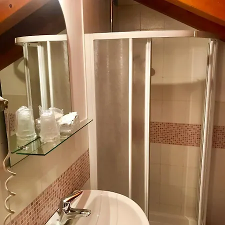 Bridges فندق مبيت وإفطار