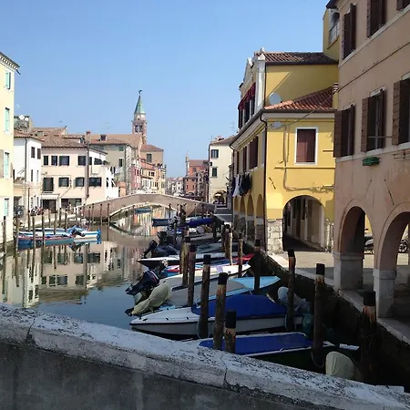 Bridges Bed & Breakfast 3*